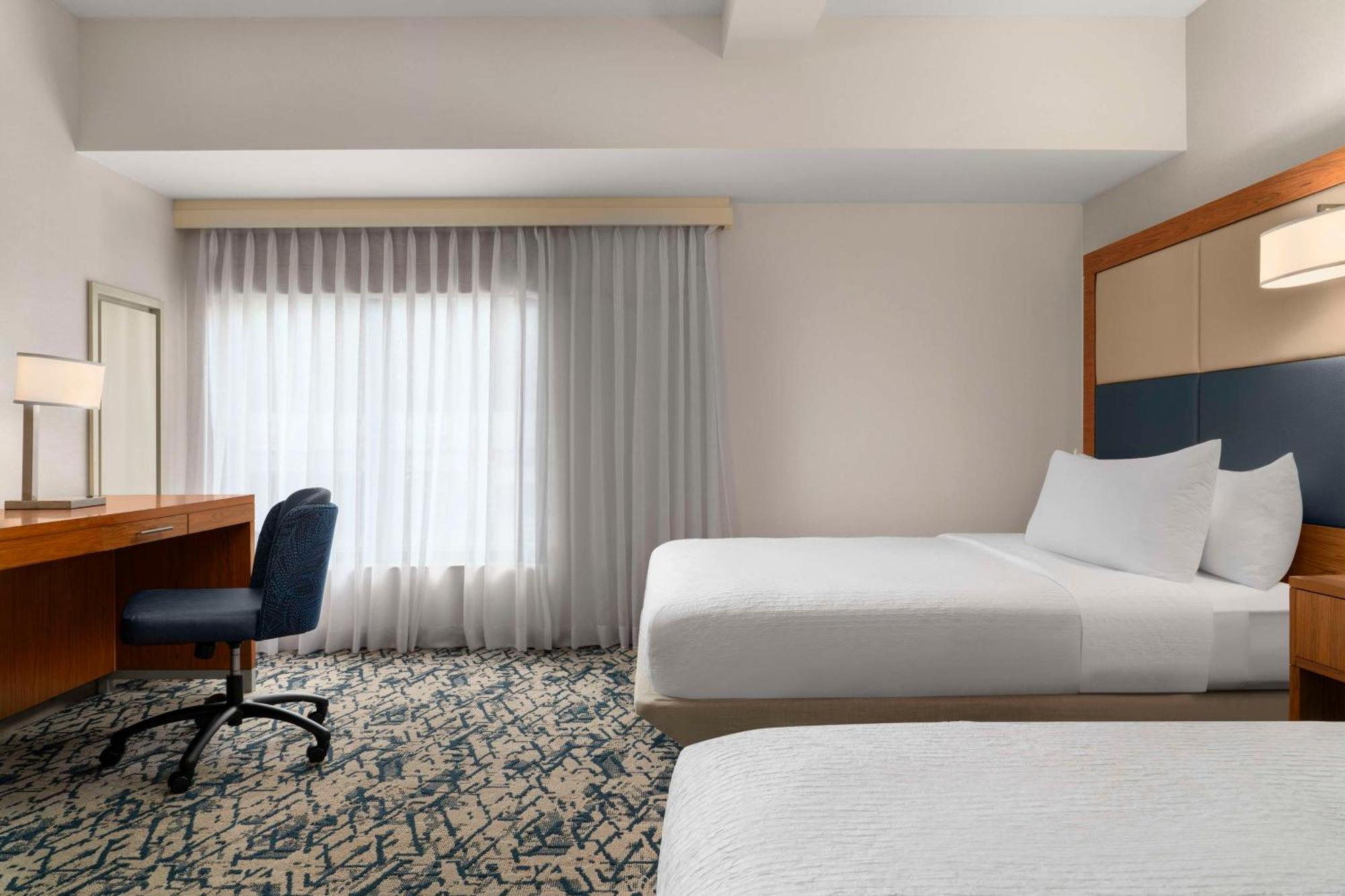 Homewood Suites By Hilton Boston Brookline-Longwood Medical Exterior photo